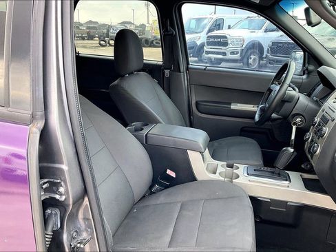 Used 2011 Ford Escape XLT image 29