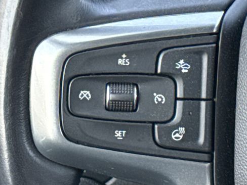 Used 2023 Chevrolet Silverado 1500 RST AWD/4WD image 18