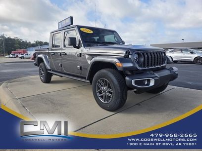 Used 2024 Jeep Gladiator Sport