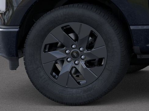 New 2025 Ford F150 Lightning Flash image 19
