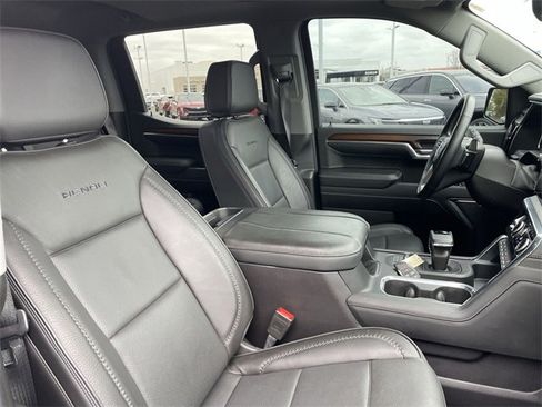 Used 2024 GMC Sierra 1500 Denali w/ Denali Reserve Package image 17