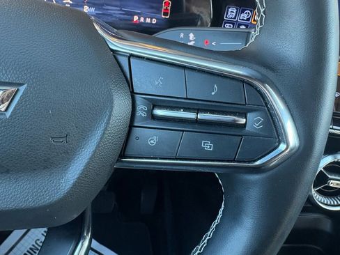 Used 2024 Chevrolet Blazer EV LT image 32