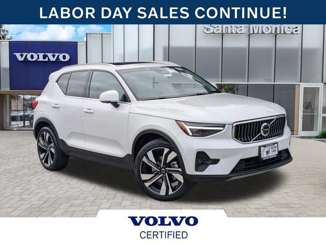Certified 2023 Volvo XC40 B5 Ultimate AWD/4WD image 1
