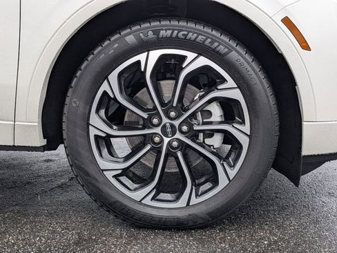 New 2026 Lincoln Nautilus Reserve image 10