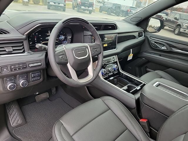 New 2024 GMC Yukon Denali w/ Advanced Technology Package AWD/4WD image 26