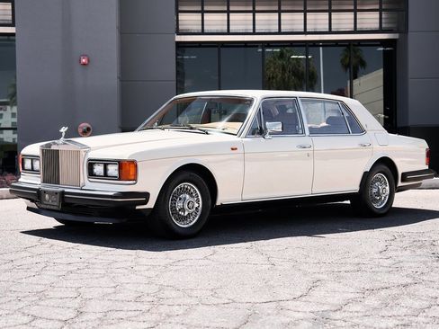 Used 1990 Rolls-Royce Silver Spur II image 5