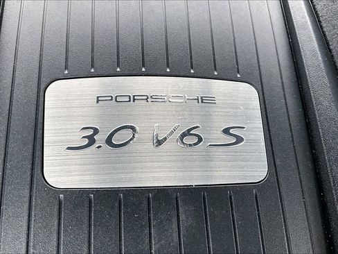 Used 2020 Porsche Macan S image 33