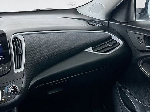 Used 2023 Chevrolet Malibu LT image 22