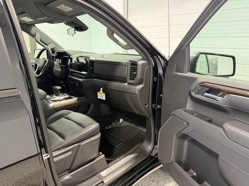 New 2026 Chevrolet Silverado 1500 LT w/ Safety Package AWD/4WD image 25