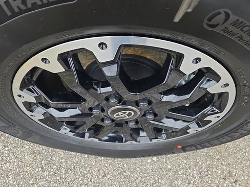 New 2026 Toyota Tundra SR5 image 11