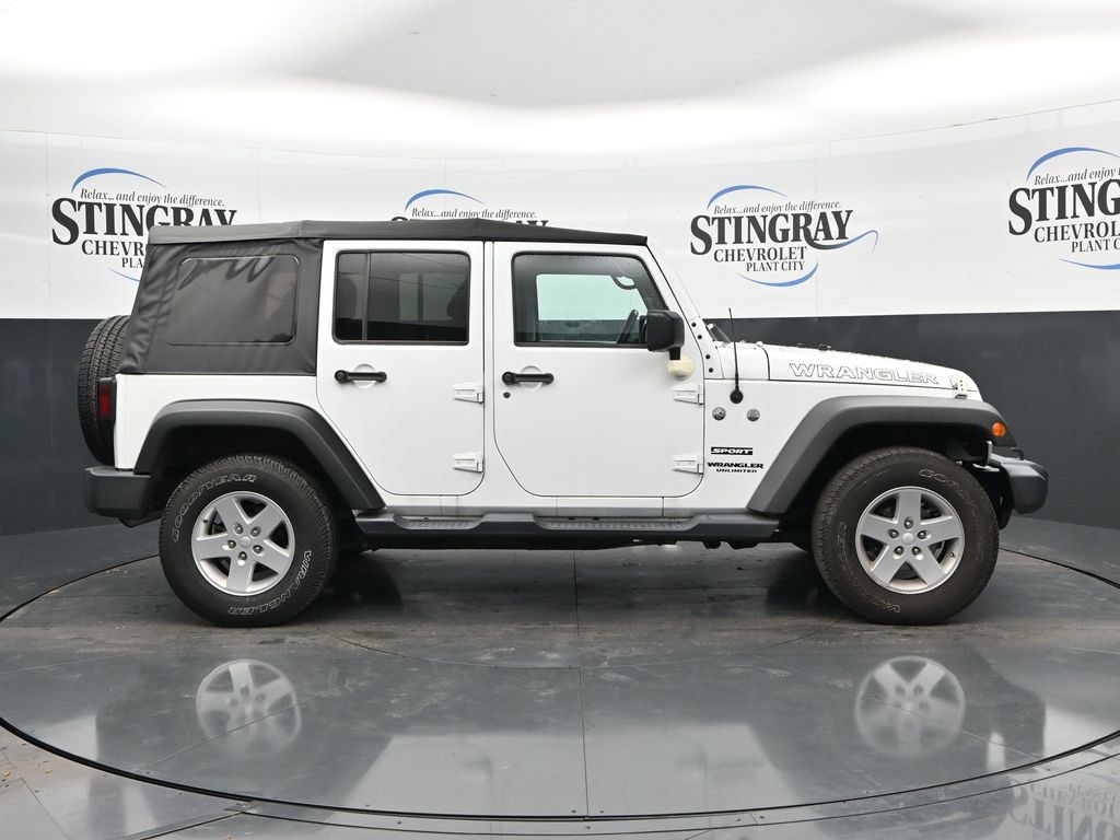 Used 2017 Jeep Wrangler Unlimited Sport w/ Quick Order Package 24S AWD/4WD image 8