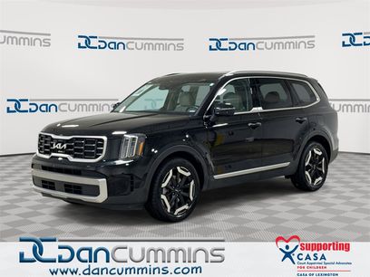 Used 2023 Kia Telluride S w/ S Sunroof Package