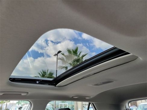 New 2026 Hyundai Venue SEL image 16