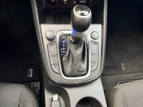 Used 2022 Hyundai Kona SEL w/ Convenience Package image 24