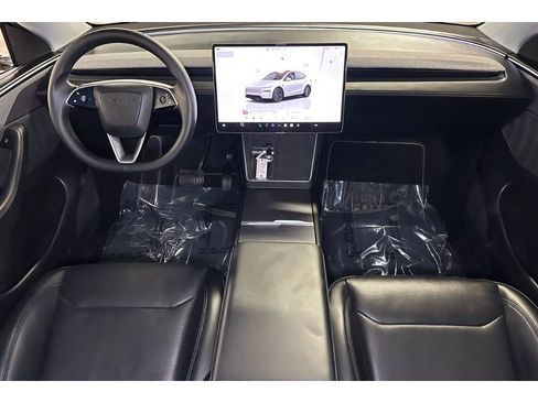 Used 2026 Tesla Model Y Long Range AWD/4WD image 24