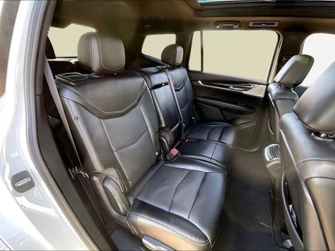 Used 2024 Cadillac XT6 Premium Luxury w/ Technology Package image 17