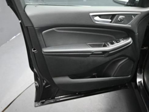 Certified 2024 Ford Edge Titanium AWD/4WD image 19