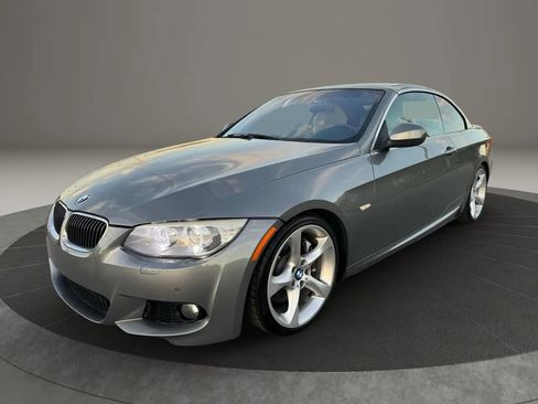 Used 2011 BMW 335i Convertible RWD image 9