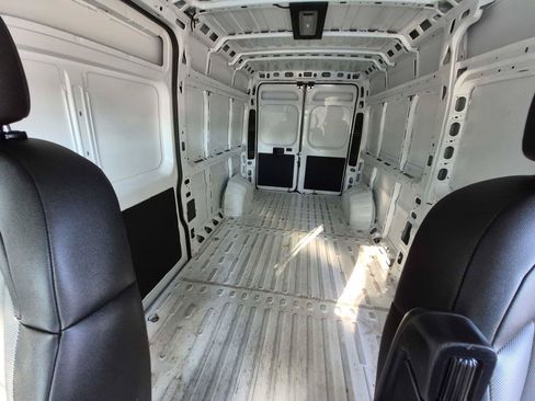 Used 2026 RAM ProMaster 2500 w/ Convenience Group FWD image 26