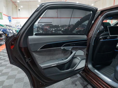Used 2020 Audi S8 L AWD/4WD image 24