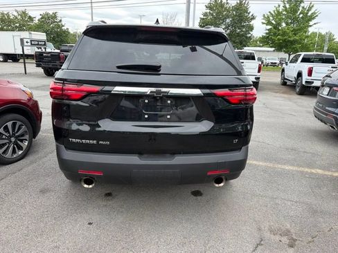 Used 2023 Chevrolet Traverse LT w/ LPO, Floor Liner Package AWD/4WD image 5