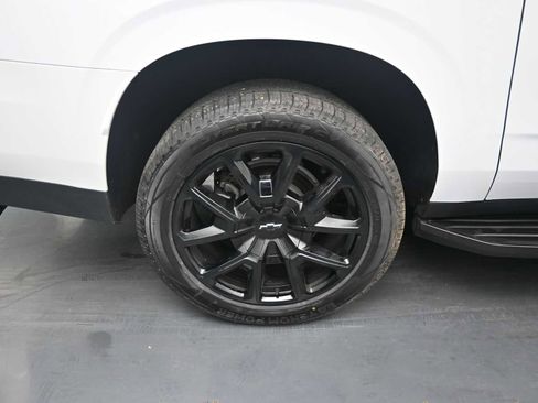 Used 2023 Chevrolet Suburban RST image 10