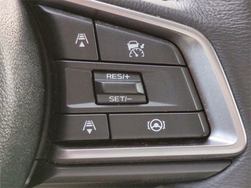 Used 2023 Subaru Outback Premium image 27