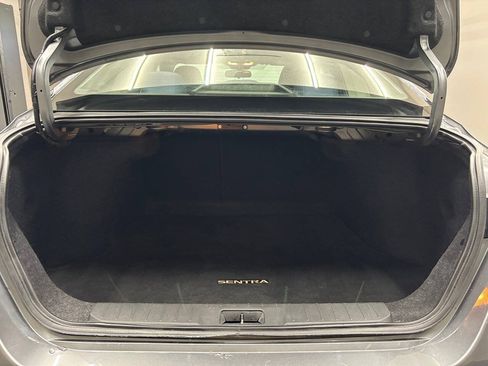 Used 2022 Nissan Sentra SV FWD image 20
