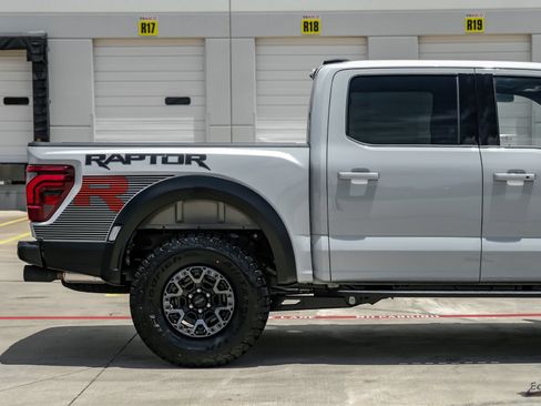Used 2026 Ford F150 Raptor w/ Equipment Group 803A Raptor R AWD/4WD image 21