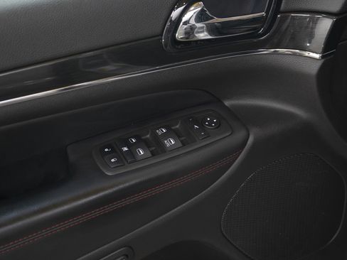 Used 2021 Jeep Grand Cherokee Trailhawk image 22