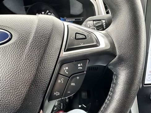 Used 2022 Ford Escape SE image 23