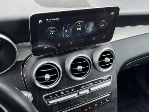 Used 2021 Mercedes-Benz GLC 300 4MATIC image 26