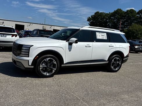 New 2026 Hyundai Palisade Limited FWD image 2