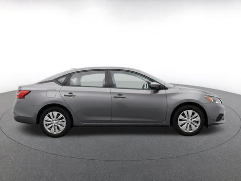 Used 2025 Nissan Sentra S FWD image 10