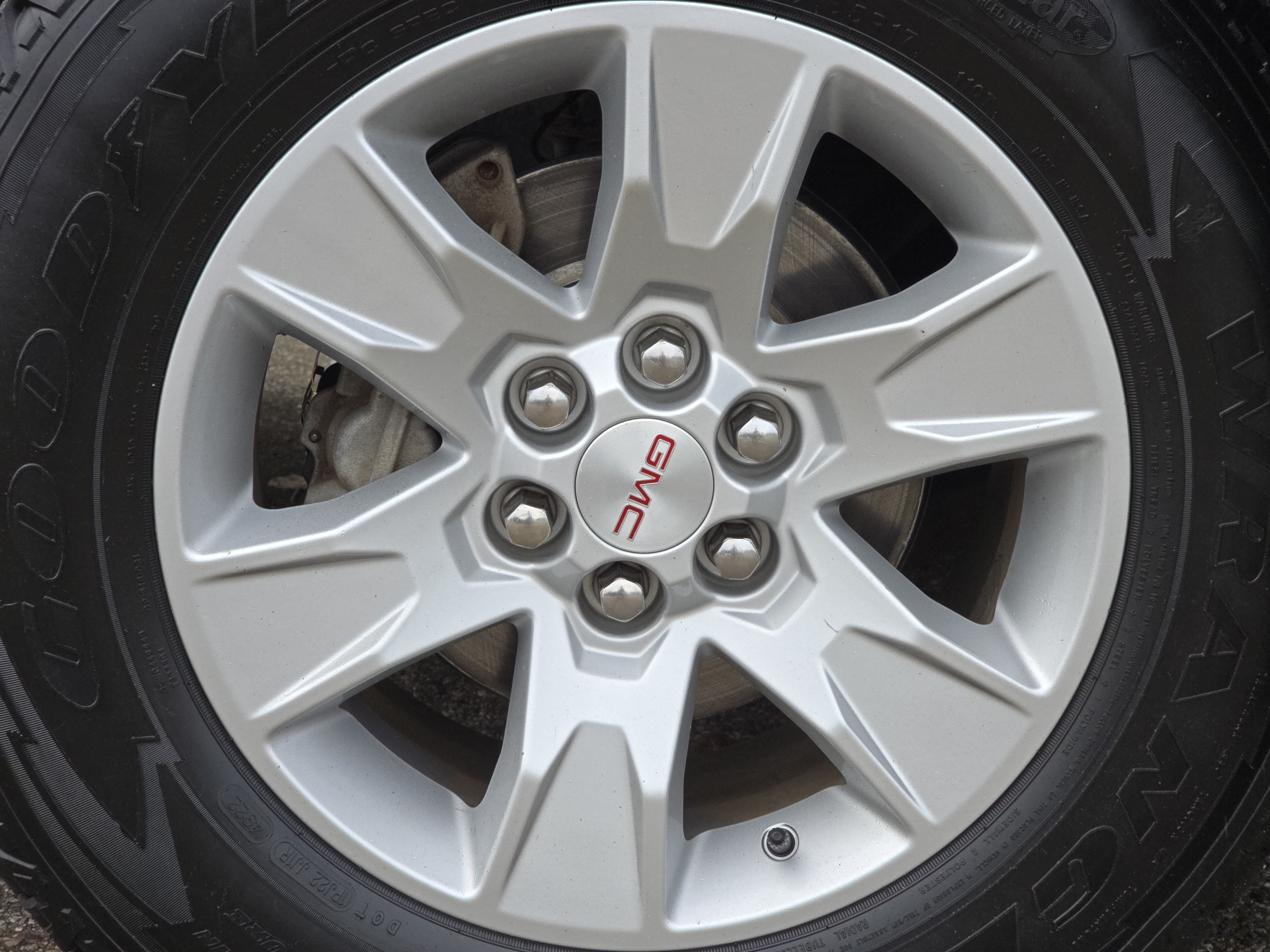 Used 2016 GMC Canyon SLE w/ SLE Convenience Package AWD/4WD image 14