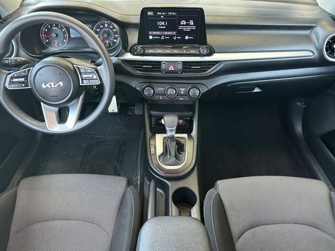 Used 2024 Kia Forte LXS FWD image 13