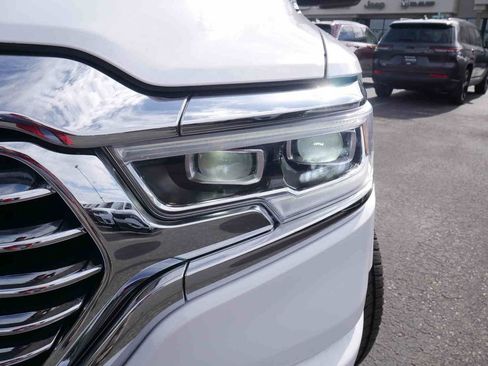 Used 2023 RAM 1500 Limited w/ Body-Colour Bumper Group image 33