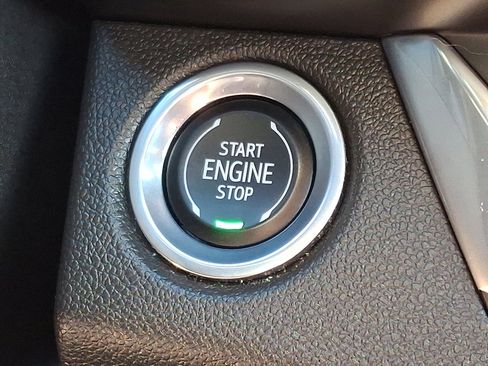 Used 2024 Buick Envista Preferred w/ Convenience II Package image 24