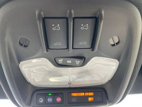 Used 2024 GMC Canyon AT4X image 26