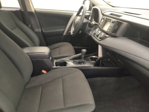Used 2018 Toyota RAV4 LE w/ All Weather Liner Package AWD/4WD image 21