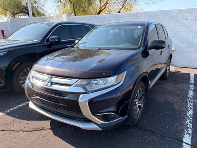 Used 2017 Mitsubishi Outlander ES