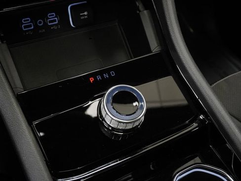 Used 2023 Jeep Grand Cherokee Altitude image 33