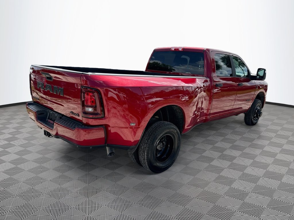 New 2026 RAM 3500 Big Horn AWD/4WD image 5