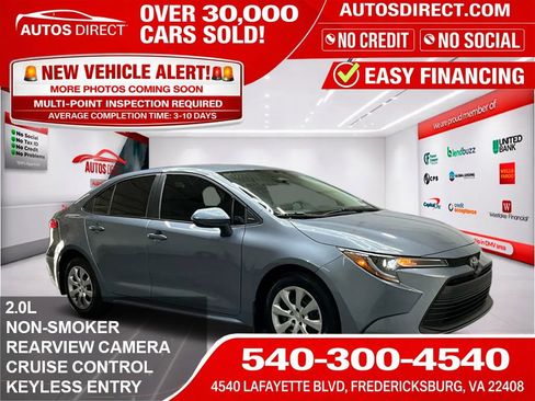 Used 2025 Toyota Corolla LE FWD image 1