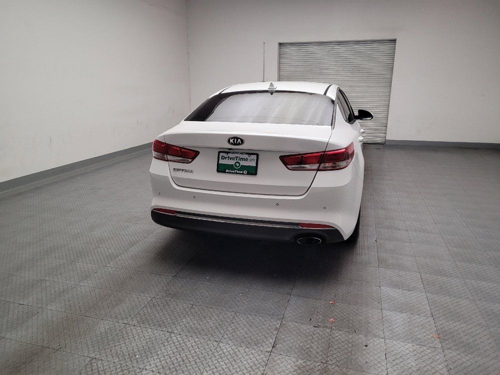 Used 2018 Kia Optima LX FWD image 7