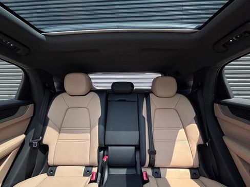 Certified 2026 Porsche Cayenne Coupe AWD/4WD image 28