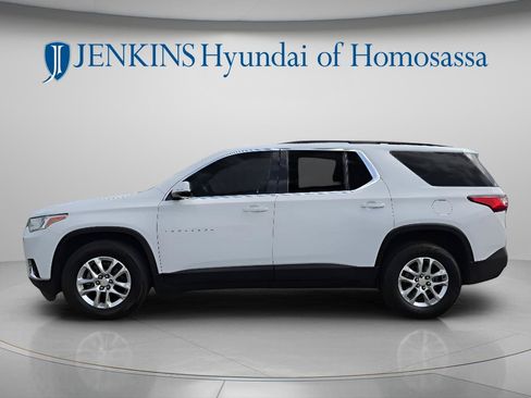 Used 2019 Chevrolet Traverse LT FWD image 9
