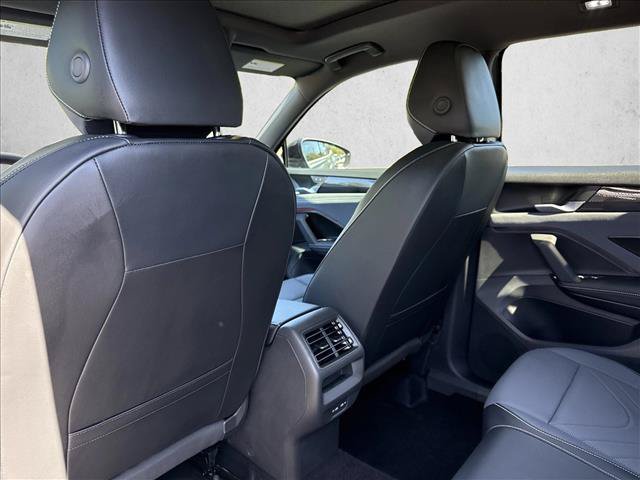 New 2026 Volkswagen Tiguan SE R-Line FWD image 17