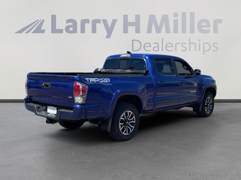 Used 2023 Toyota Tacoma TRD Sport AWD/4WD image 5