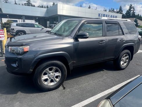 Used 2014 Toyota 4Runner SR5 Premium AWD/4WD image 4